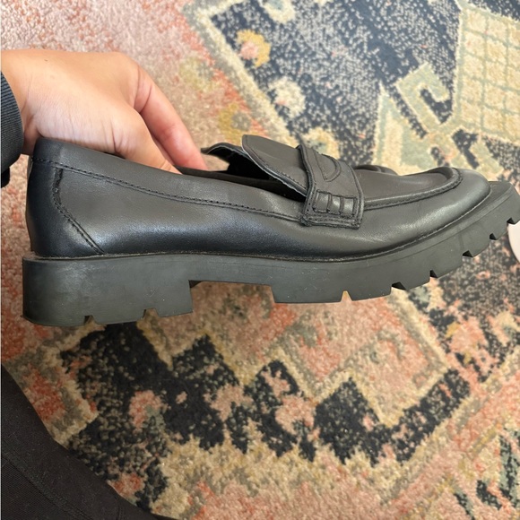 Dolce Vita Black Leather Loafers Size 7.5 - Picture 3 of 10